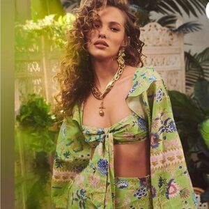 HEMANT & NANDITA Vibrant Green Floral Crop Top